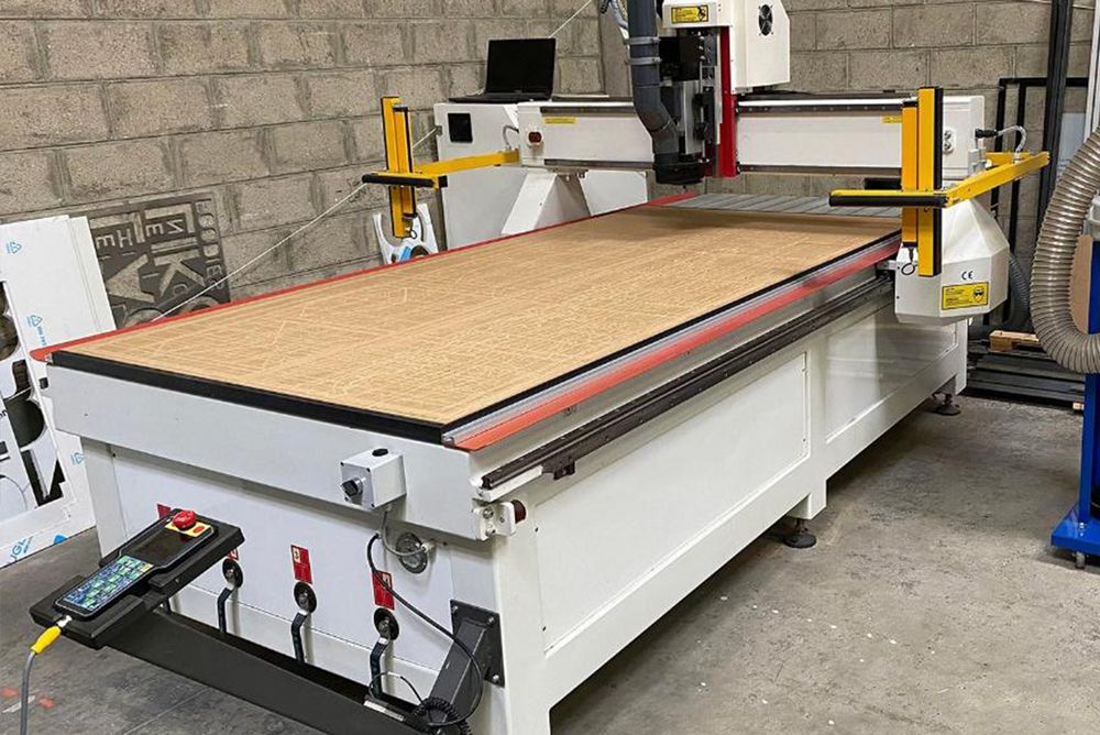 Fraiseuse CNC Cyborg R-1325